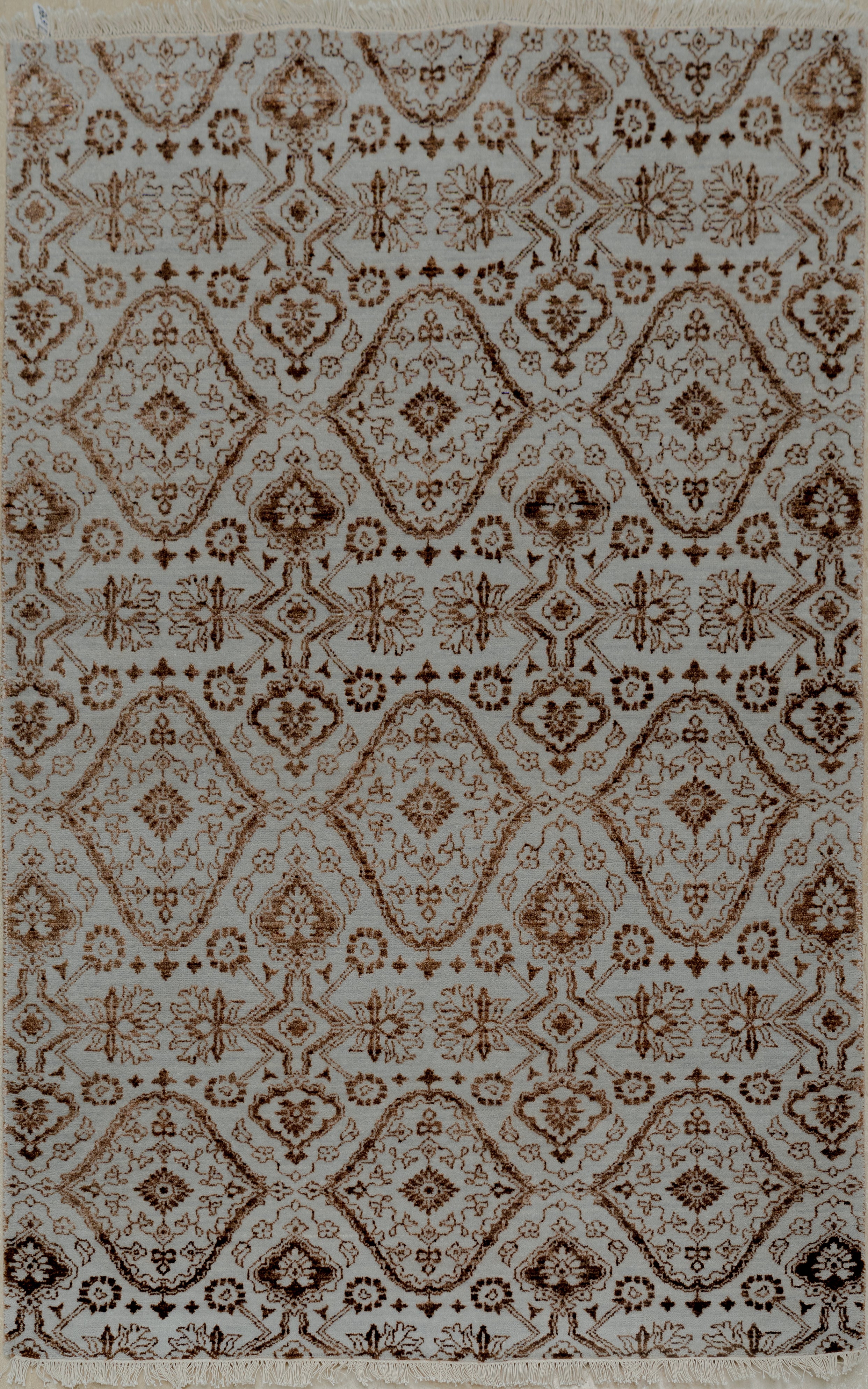 Handknotted Modern Carpet DIA- 1698